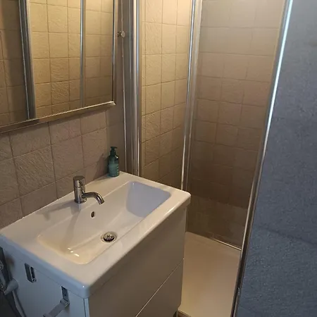 Homestay Stanza Con Bagno Privato, La Casa Dei Gatti Brovello-Carpugnino